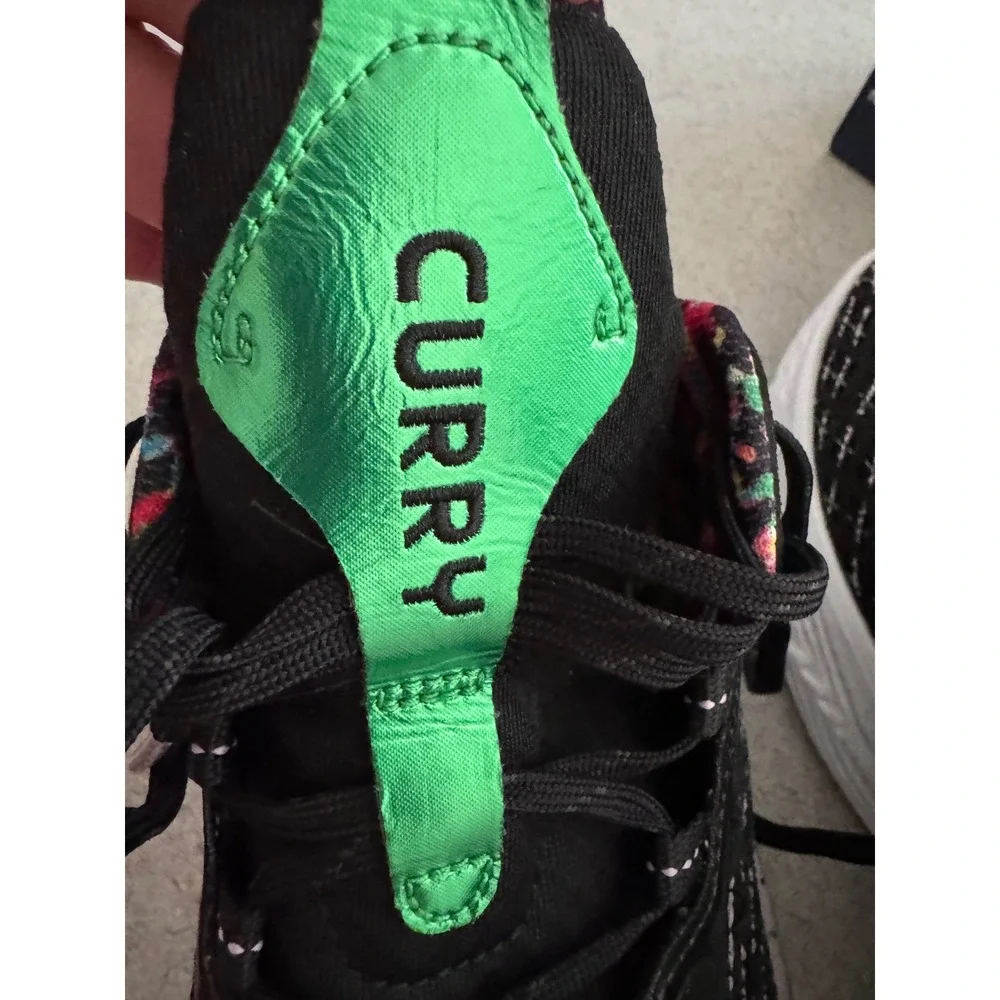 UNDER ARMOUR (Sample RARE) Curry Flow 9 Sesame Street Bball Shoes (Size 15) NWOT